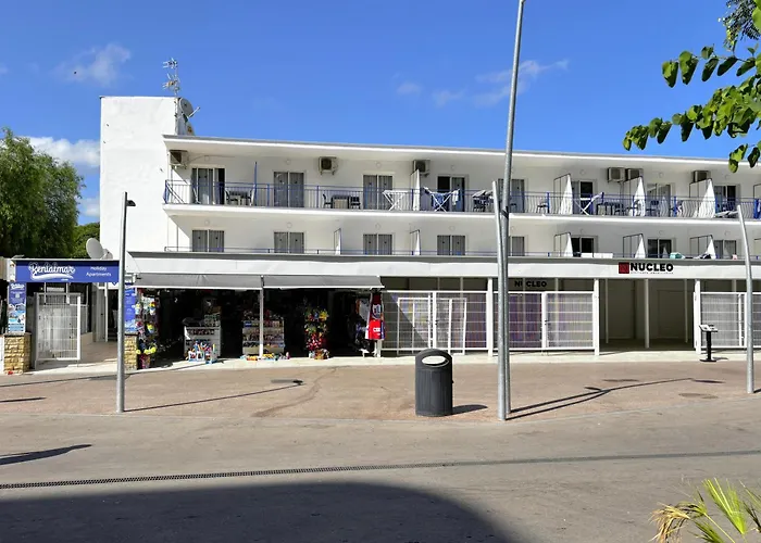 아파트 Centric Rentalmar 살루